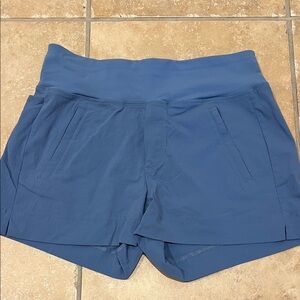 Athleta Women's Trekki North Short